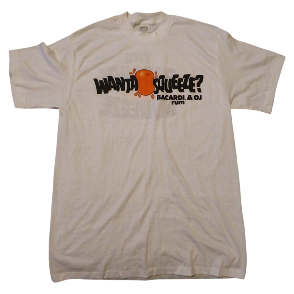 Vintage 1987 Fun Stuff NY The Bacardi Squeeze Rum and OJ T-shirt (XL)